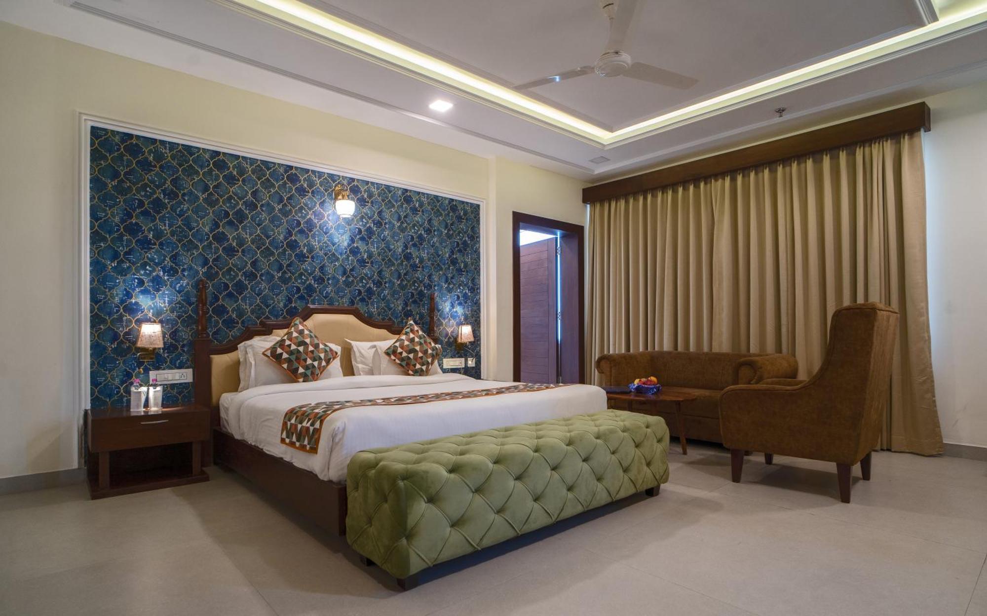 The Courtyard - Beyond Bar & Club Hotel Udaipur Bagian luar foto