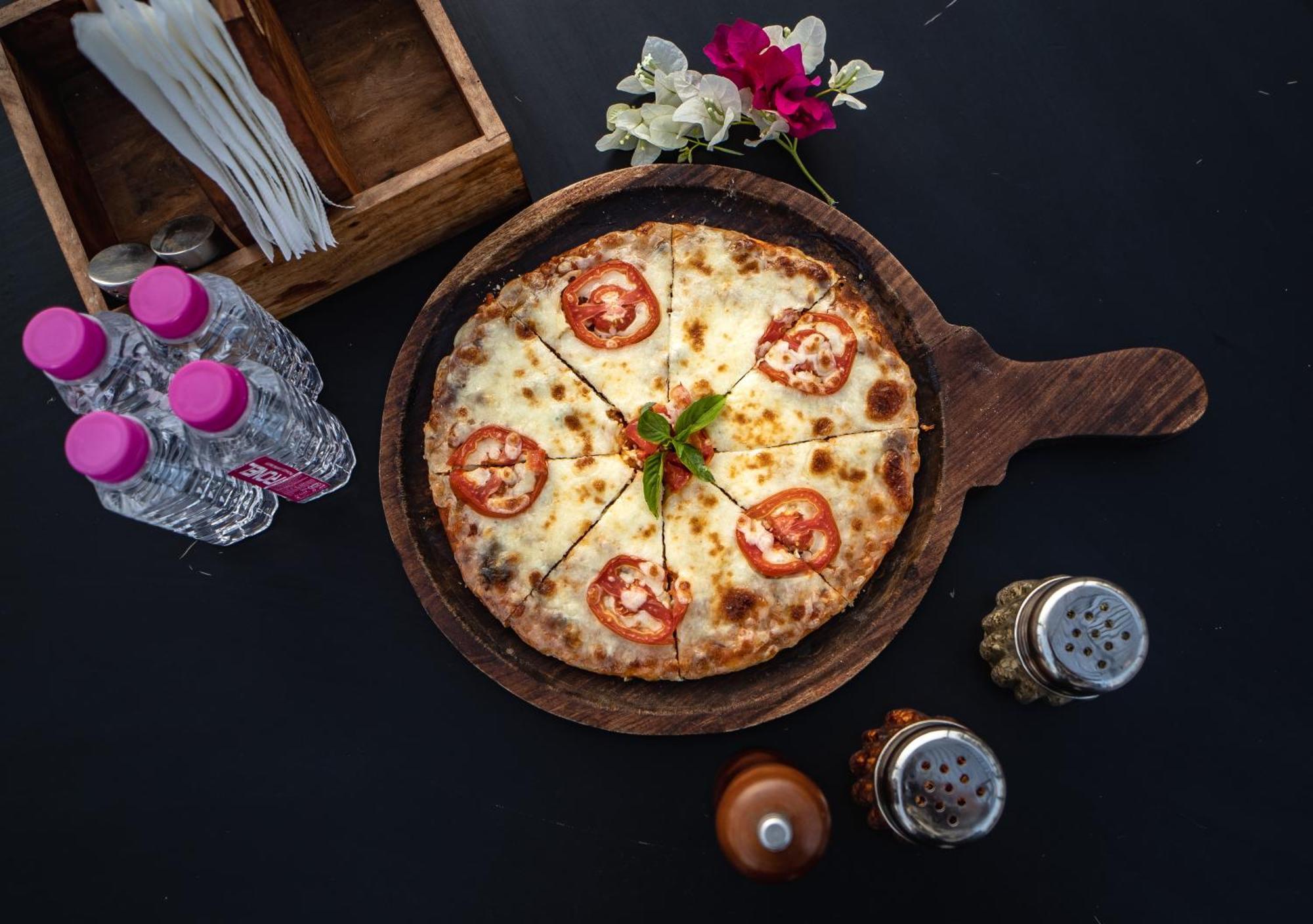 The Courtyard - Beyond Bar & Club Hotel Udaipur Bagian luar foto